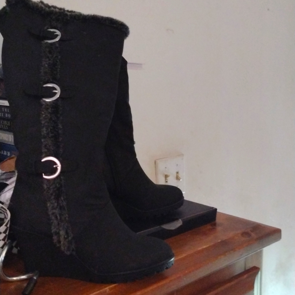 Knee high black faux fur lined wedge boots